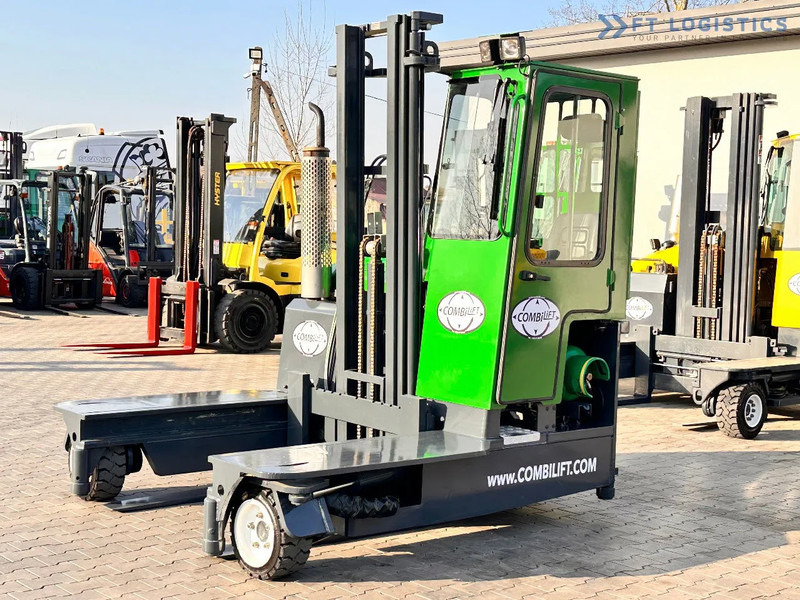 Combilift C3000 / DUPLEX / 4100MM / LPG / FREE LIFT / Like New C3000 / DUPLEX / 4100MM / LPG / FREE LIFT / Like New - Чотириходовий річ-трак: фото 1 Combilift C3000 / DUPLEX / 4100MM / LPG / FREE LIFT / Like New C3000 / DUPLEX / 4100MM / LPG / FREE LIFT / Like New - Чотириходовий річ-трак: фото 1