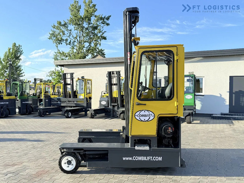 Combilift C3000 / GAS / TRIPLEX – 7500MM / SIDESHIFT / FORK POSITIONER / FREE LIFT / FULL HEATED CABIN / ONLY 7868 HOURS / CONDITION – LIK - Чотириходовий річ-трак: фото 2 Combilift C3000 / GAS / TRIPLEX – 7500MM / SIDESHIFT / FORK POSITIONER / FREE LIFT / FULL HEATED CABIN / ONLY 7868 HOURS / CONDITION – LIK - Чотириходовий річ-трак: фото 2