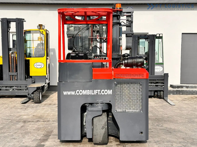 Combilift C3000CB / LPG / TRIPLEX / 5500MM / FREE LIFT / FORK SHIFT / POSITIONER C3000CB / LPG / TRIPLEX / 5500MM / FREE LIFT / FORK SHIFT - Чотириходовий річ-трак: фото 4 Combilift C3000CB / LPG / TRIPLEX / 5500MM / FREE LIFT / FORK SHIFT / POSITIONER C3000CB / LPG / TRIPLEX / 5500MM / FREE LIFT / FORK SHIFT - Чотириходовий річ-трак: фото 4