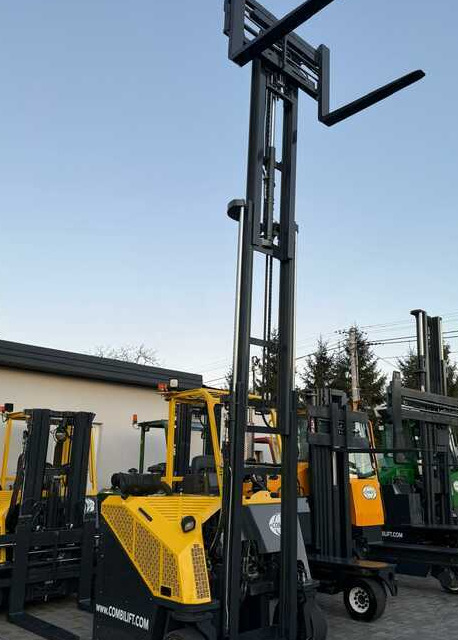 Combilift C3000CB-Triplex 4900mm -2015 year - Чотириходовий річ-трак: фото 1 Combilift C3000CB-Triplex 4900mm -2015 year - Чотириходовий річ-трак: фото 1