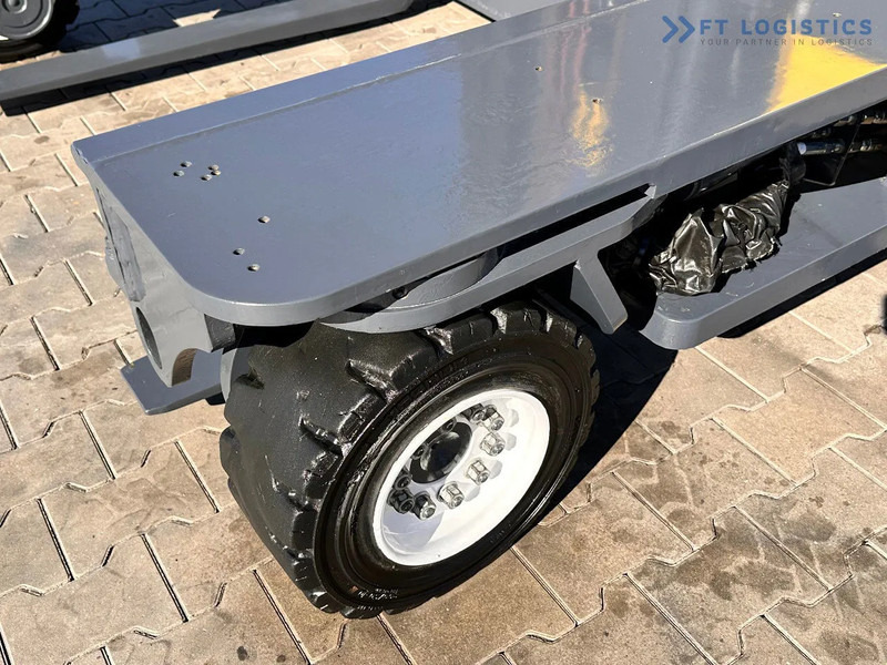 Combilift C4000 / LPG / DUPLEX / 4100MM / SCALE / SIDE SHIFT / LIKE NEW C4000 / LPG / DUPLEX / 4100MM / SCALE / SIDE SHIFT / LIKE NEW - Чотириходовий річ-трак: фото 4 Combilift C4000 / LPG / DUPLEX / 4100MM / SCALE / SIDE SHIFT / LIKE NEW C4000 / LPG / DUPLEX / 4100MM / SCALE / SIDE SHIFT / LIKE NEW - Чотириходовий річ-трак: фото 4