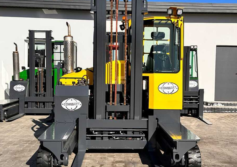 Combilift C4000 / LPG / DUPLEX / 4100MM / WEIGHT / FORK SIDE SHIFT / LIKE NEW - Чотириходовий річ-трак: фото 5 Combilift C4000 / LPG / DUPLEX / 4100MM / WEIGHT / FORK SIDE SHIFT / LIKE NEW - Чотириходовий річ-трак: фото 5