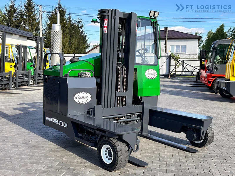 Combilift C4000 / TRIPLEX / 4900MM / LPG / FREE LIFT / FORK SHIFT / LIKE NEW C4000 / TRIPLEX / 4900MM / LPG / FREE LIFT / FORK SHIFT / LIK - Чотириходовий річ-трак: фото 4 Combilift C4000 / TRIPLEX / 4900MM / LPG / FREE LIFT / FORK SHIFT / LIKE NEW C4000 / TRIPLEX / 4900MM / LPG / FREE LIFT / FORK SHIFT / LIK - Чотириходовий річ-трак: фото 4