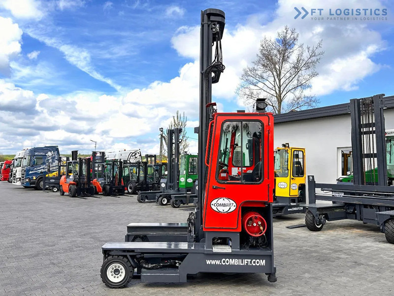 Combilift C4000 / TRIPLEX / 9300MM / FREE LIFT / POSITIONER / LPG / CABIN C4000 / TRIPLEX / 9300MM / FREE LIFT / POSITIONER / LPG / CABIN - Чотириходовий річ-трак: фото 4 Combilift C4000 / TRIPLEX / 9300MM / FREE LIFT / POSITIONER / LPG / CABIN C4000 / TRIPLEX / 9300MM / FREE LIFT / POSITIONER / LPG / CABIN - Чотириходовий річ-трак: фото 4