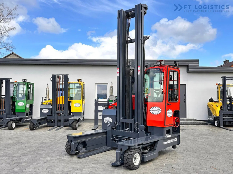 Combilift C4000 / TRIPLEX / 9300MM / FREE LIFT / POSITIONER / LPG / CABIN C4000 / TRIPLEX / 9300MM / FREE LIFT / POSITIONER / LPG / CABIN - Чотириходовий річ-трак: фото 5 Combilift C4000 / TRIPLEX / 9300MM / FREE LIFT / POSITIONER / LPG / CABIN C4000 / TRIPLEX / 9300MM / FREE LIFT / POSITIONER / LPG / CABIN - Чотириходовий річ-трак: фото 5