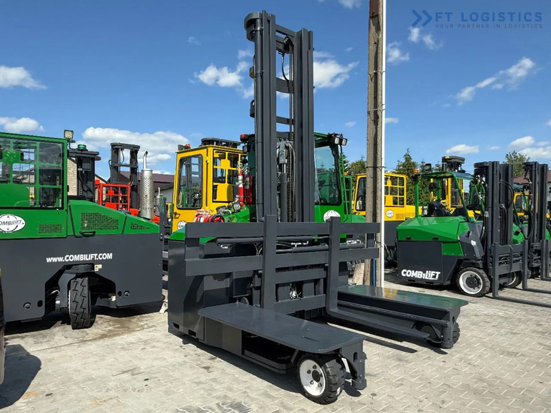 Combilift C5000E / ELECTRIC / TRIPLEX 8300MM / FULL FREE LIFT / WIDE FORK POSITIONER / SIDE SHIFT / BATTERY LIKE NEW C5000E / ELECTRIC / T - Чотириходовий річ-трак: фото 4 Combilift C5000E / ELECTRIC / TRIPLEX 8300MM / FULL FREE LIFT / WIDE FORK POSITIONER / SIDE SHIFT / BATTERY LIKE NEW C5000E / ELECTRIC / T - Чотириходовий річ-трак: фото 4