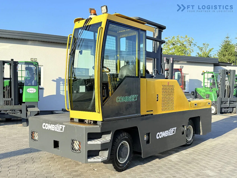 Combilift C5000FSL / DIESEL / DUPLEX - 4000MM / FREE-LIFT / CABIN / A wide range of four-way and side loaders, tailored to diverse needs a - Навантажувач боковий: фото 1 Combilift C5000FSL / DIESEL / DUPLEX - 4000MM / FREE-LIFT / CABIN / A wide range of four-way and side loaders, tailored to diverse needs a - Навантажувач боковий: фото 1