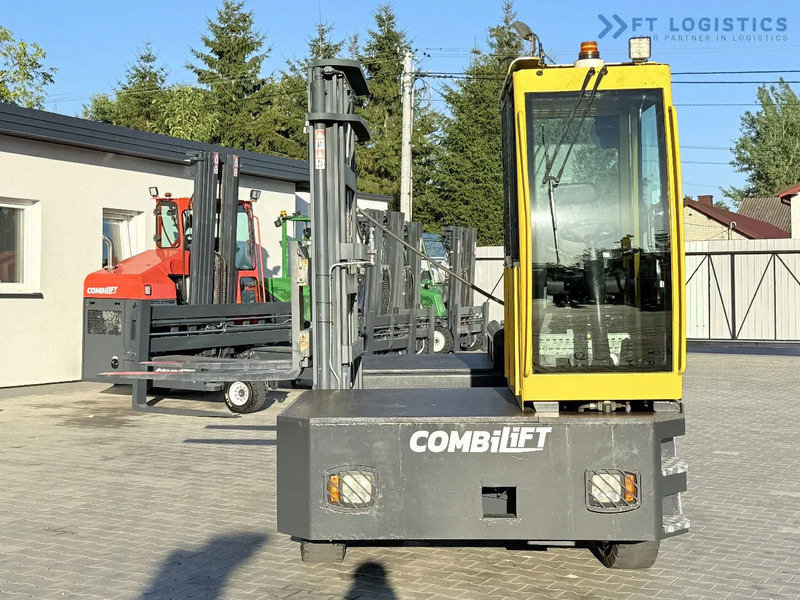 Навантажувач боковий Combilift C5000FSL / DIESEL / DUPLEX - 4000MM / FREE-LIFT / CABIN / A wide range of four-way and side loaders, tailored to diverse needs a: фото 15 Навантажувач боковий Combilift C5000FSL / DIESEL / DUPLEX - 4000MM / FREE-LIFT / CABIN / A wide range of four-way and side loaders, tailored to diverse needs a: фото 15