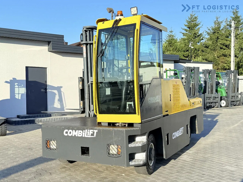 Навантажувач боковий Combilift C5000FSL / DIESEL / DUPLEX - 4000MM / FREE-LIFT / CABIN / A wide range of four-way and side loaders, tailored to diverse needs a: фото 16 Навантажувач боковий Combilift C5000FSL / DIESEL / DUPLEX - 4000MM / FREE-LIFT / CABIN / A wide range of four-way and side loaders, tailored to diverse needs a: фото 16