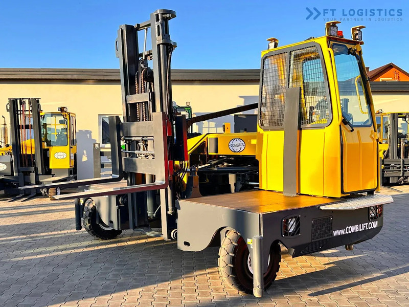 Combilift C5000SL / 5T / DUPLEX – 4000 MM / FREE LIFT / LPG / LIKE NEW!!! C5000SL / 5T / DUPLEX – 4000 MM / FREE LIFT / LPG / LIKE NEW!!! - Чотириходовий річ-трак: фото 1 Combilift C5000SL / 5T / DUPLEX – 4000 MM / FREE LIFT / LPG / LIKE NEW!!! C5000SL / 5T / DUPLEX – 4000 MM / FREE LIFT / LPG / LIKE NEW!!! - Чотириходовий річ-трак: фото 1