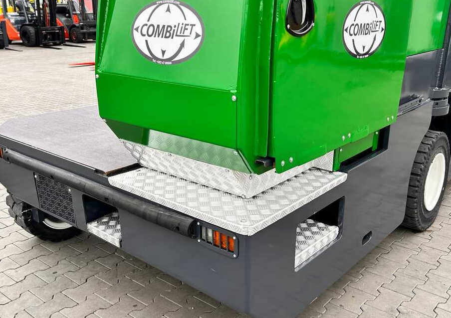 Combilift C5000SL / DIESEL / 4500MM / DUPLEX / CABIN / PLATFORMS / LIKE NEW - Навантажувач боковий: фото 4 Combilift C5000SL / DIESEL / 4500MM / DUPLEX / CABIN / PLATFORMS / LIKE NEW - Навантажувач боковий: фото 4