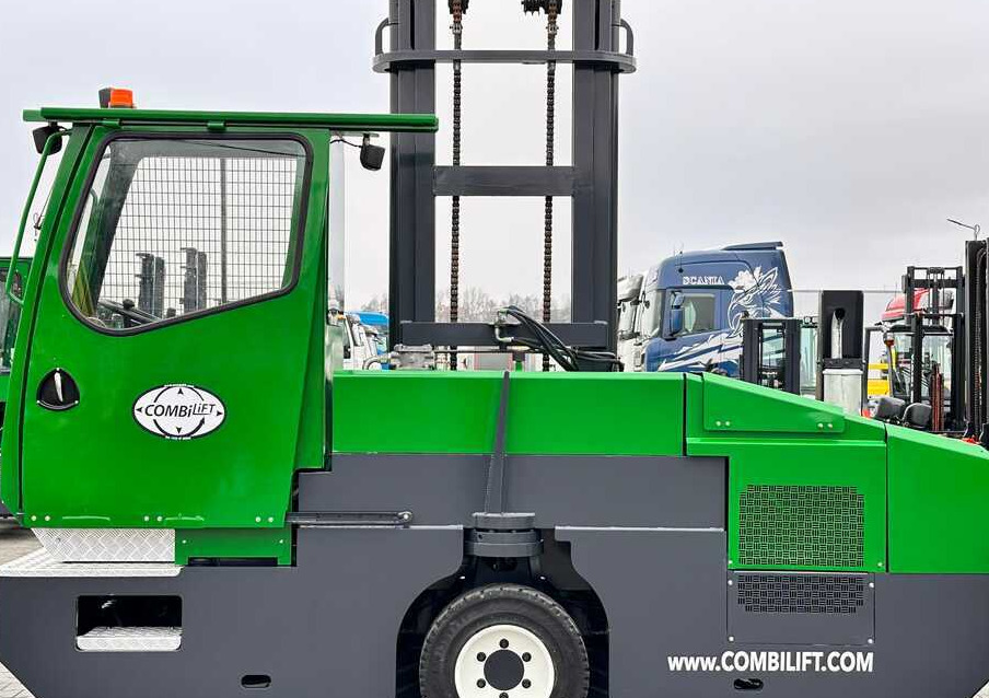 Combilift C5000SL / DIESEL / 4500MM / DUPLEX / CABIN / PLATFORMS / LIKE NEW - Навантажувач боковий: фото 4 Combilift C5000SL / DIESEL / 4500MM / DUPLEX / CABIN / PLATFORMS / LIKE NEW - Навантажувач боковий: фото 4