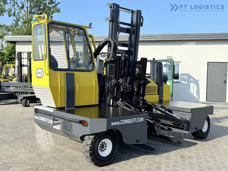 Combilift C6000SR / DUPLEX / 4200MM / LOAD CLAMP ON FORKS / FREE LIFT / DIESEL / POSITIONER / NEW TIRES / LIKE NEW / Wide range of four-wa - Чотириходовий річ-трак: фото 2 Combilift C6000SR / DUPLEX / 4200MM / LOAD CLAMP ON FORKS / FREE LIFT / DIESEL / POSITIONER / NEW TIRES / LIKE NEW / Wide range of four-wa - Чотириходовий річ-трак: фото 2