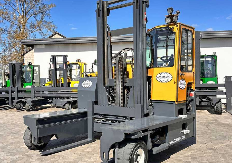 Combilift C9000 / GAS / DUPLEX / 4700MM / FREE LIFT / POSITIONER / FORK SIDE SHIFT / EXCELLENT CONDITION - Чотириходовий річ-трак: фото 5 Combilift C9000 / GAS / DUPLEX / 4700MM / FREE LIFT / POSITIONER / FORK SIDE SHIFT / EXCELLENT CONDITION - Чотириходовий річ-трак: фото 5