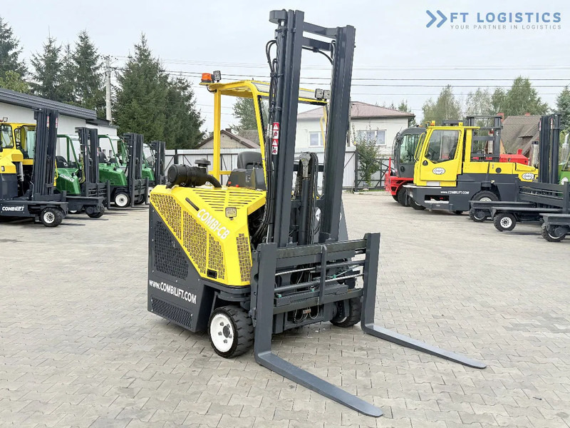 Combilift CB2500 / DUPLEX / 4100MM / DIESEL / FREE LIFT / FORK POSITIONER / SIDE SHIFT / LIKE NEW / Wide range of four-way and side loader - Чотириходовий річ-трак: фото 4 Combilift CB2500 / DUPLEX / 4100MM / DIESEL / FREE LIFT / FORK POSITIONER / SIDE SHIFT / LIKE NEW / Wide range of four-way and side loader - Чотириходовий річ-трак: фото 4