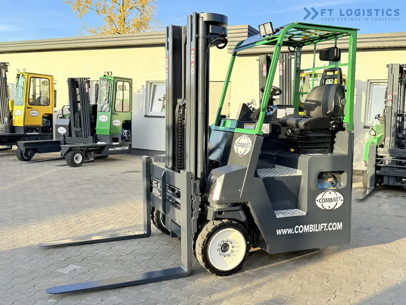 Combilift CB4000 / GAS / TRIPLEX 5200MM / FREE LIFT / FORK POSITIONER / SIDE SHIFT / EXCELLENT CONDITION / Wide range of four-way and side - Чотириходовий річ-трак: фото 2 Combilift CB4000 / GAS / TRIPLEX 5200MM / FREE LIFT / FORK POSITIONER / SIDE SHIFT / EXCELLENT CONDITION / Wide range of four-way and side - Чотириходовий річ-трак: фото 2