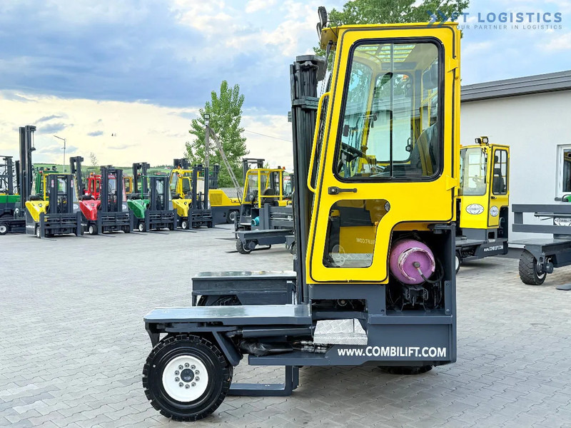 Combilift COMBILIFT C3000XL LARGE CABIN – DUPLEX 3200mm – Year 2015 – LPG – FREE LIFT – SIDESHIFT – CONDITION 5/5 COMBILIFT C3000XL LARGE - Чотириходовий річ-трак: фото 2 Combilift COMBILIFT C3000XL LARGE CABIN – DUPLEX 3200mm – Year 2015 – LPG – FREE LIFT – SIDESHIFT – CONDITION 5/5 COMBILIFT C3000XL LARGE - Чотириходовий річ-трак: фото 2