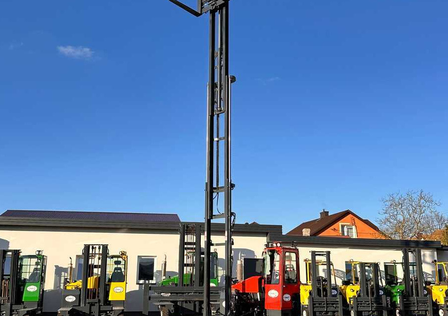 Чотириходовий річ-трак Combilift COMBILIFT C4000 – TRIPLEX 9300 mm – Year 2017 – GAS – FREE LIFT – FORK SIDE SHIFT – CONDITION 5/5: фото 28