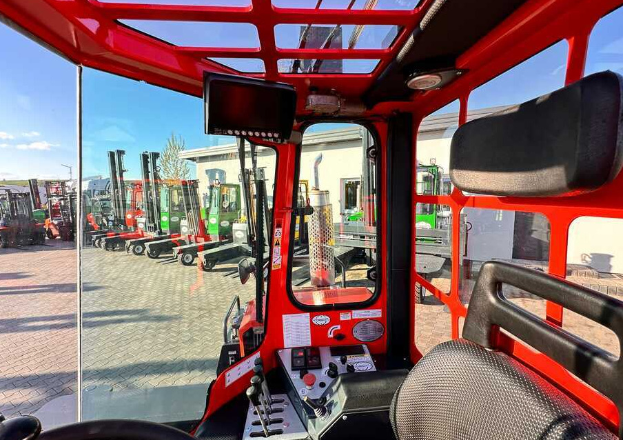 Чотириходовий річ-трак Combilift COMBILIFT C4000 – TRIPLEX 9300 mm – Year 2017 – GAS – FREE LIFT – FORK SIDE SHIFT – CONDITION 5/5: фото 21