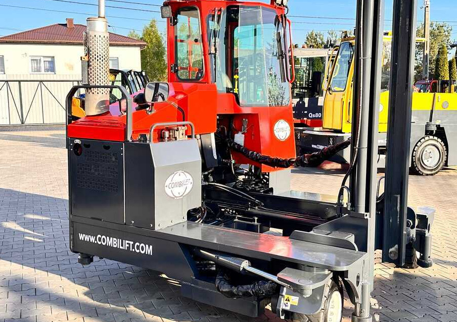 Чотириходовий річ-трак Combilift COMBILIFT C4000 – TRIPLEX 9300 mm – Year 2017 – GAS – FREE LIFT – FORK SIDE SHIFT – CONDITION 5/5: фото 32