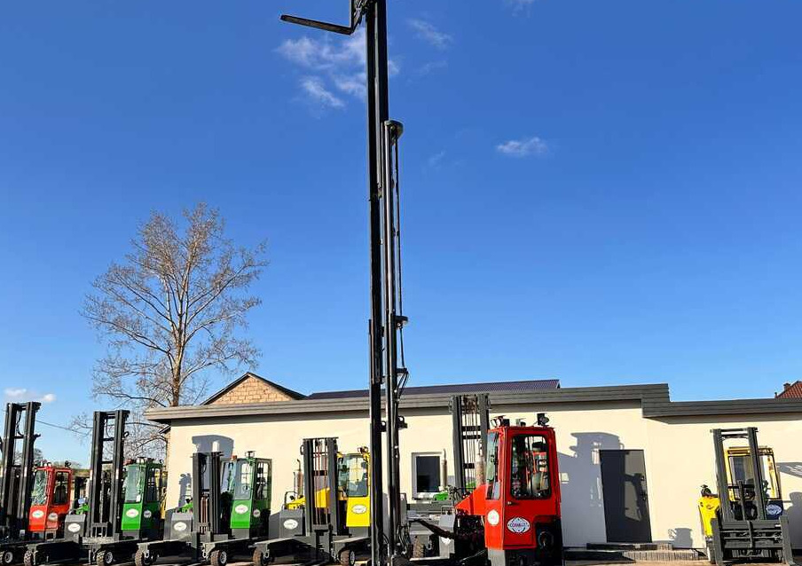 Чотириходовий річ-трак Combilift COMBILIFT C4000 – TRIPLEX 9300 mm – Year 2017 – GAS – FREE LIFT – FORK SIDE SHIFT – CONDITION 5/5: фото 27