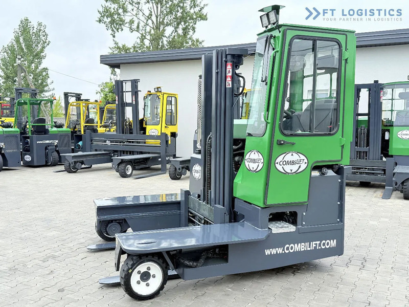 Combilift Combilift C3000 / DIESEL / TRIPLEX 4900MM / FREE LIFT / FORK POSITIONER / HEATING / FULL CABIN / PERFECT CONDITION / Wide range - Чотириходовий річ-трак: фото 2 Combilift Combilift C3000 / DIESEL / TRIPLEX 4900MM / FREE LIFT / FORK POSITIONER / HEATING / FULL CABIN / PERFECT CONDITION / Wide range - Чотириходовий річ-трак: фото 2