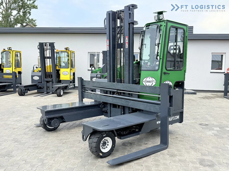 Combilift Combilift C4500 / DIESEL / DUPLEX 4000MM / WIDE FORK POSITIONER / HEATING / FULL CABIN / PERFECT CONDITION / Wide range of four- - Чотириходовий річ-трак: фото 2 Combilift Combilift C4500 / DIESEL / DUPLEX 4000MM / WIDE FORK POSITIONER / HEATING / FULL CABIN / PERFECT CONDITION / Wide range of four- - Чотириходовий річ-трак: фото 2