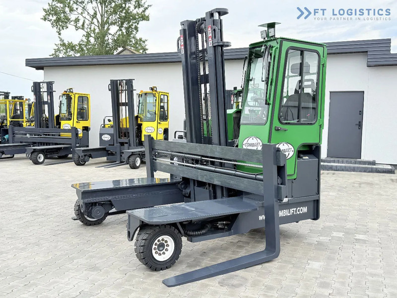 Combilift Combilift C4500 / DIESEL / DUPLEX 4000MM / WIDE FORK POSITIONER / HEATING / FULL CABIN / PERFECT CONDITION / Wide range of four- - Чотириходовий річ-трак: фото 2 Combilift Combilift C4500 / DIESEL / DUPLEX 4000MM / WIDE FORK POSITIONER / HEATING / FULL CABIN / PERFECT CONDITION / Wide range of four- - Чотириходовий річ-трак: фото 2