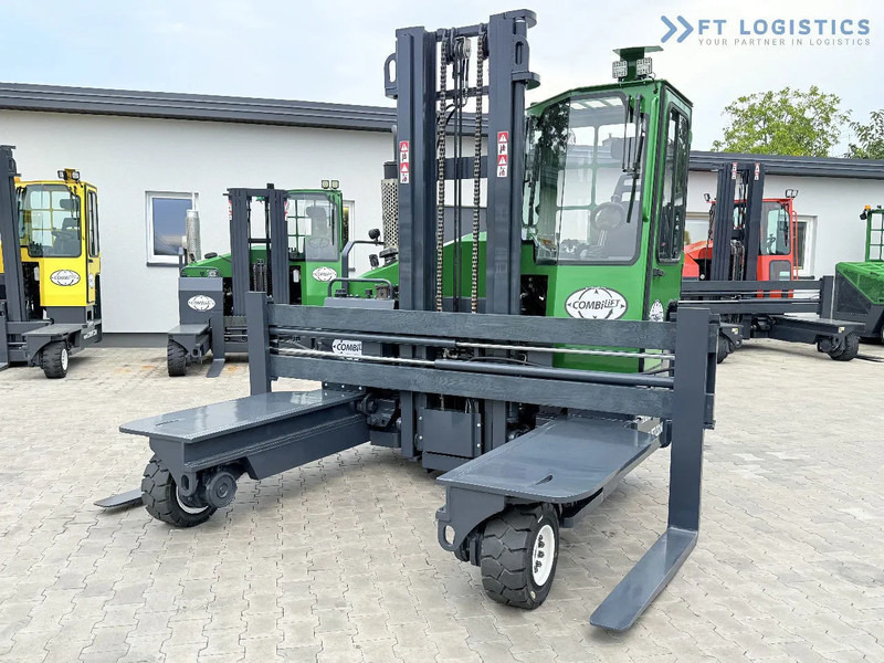 Combilift Combilift C4500 / DIESEL / DUPLEX 4000MM / WIDE FORK POSITIONER / HEATING / FULL CABIN / PERFECT CONDITION / Wide range of four- - Чотириходовий річ-трак: фото 5 Combilift Combilift C4500 / DIESEL / DUPLEX 4000MM / WIDE FORK POSITIONER / HEATING / FULL CABIN / PERFECT CONDITION / Wide range of four- - Чотириходовий річ-трак: фото 5