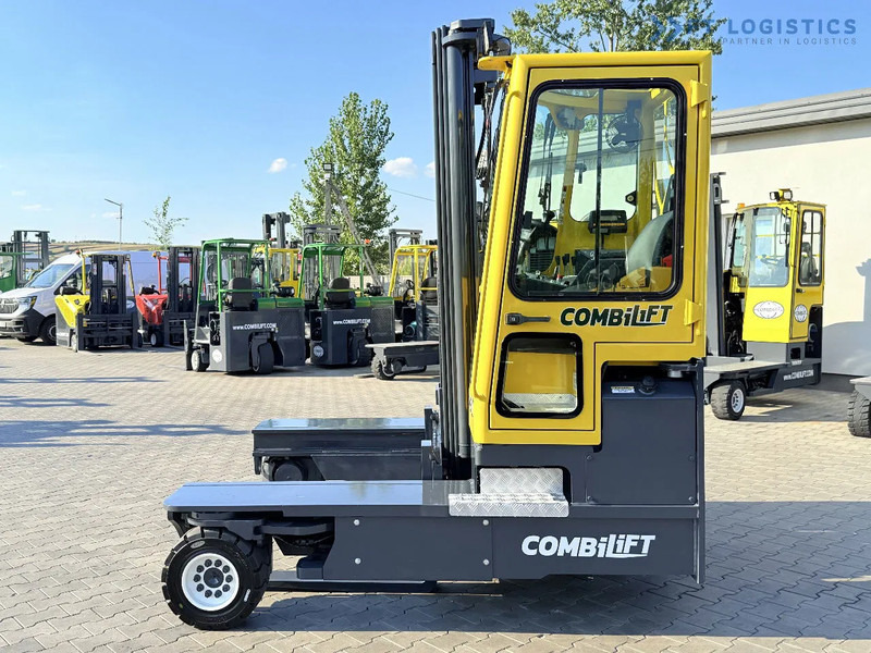 Combilift Combilift C5000 / DIESEL / TRIPLEX 6000MM / FREE LIFT / FORK POSITIONER / BUILT-IN SCALE / HEATING / FULL CABIN / PERFECT CONDIT - Чотириходовий річ-трак: фото 4 Combilift Combilift C5000 / DIESEL / TRIPLEX 6000MM / FREE LIFT / FORK POSITIONER / BUILT-IN SCALE / HEATING / FULL CABIN / PERFECT CONDIT - Чотириходовий річ-трак: фото 4