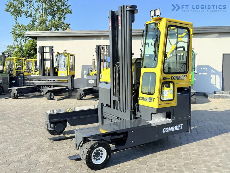 Combilift Combilift C5000 / DIESEL / TRIPLEX 6000MM / FREE LIFT / FORK POSITIONER / BUILT-IN SCALE / HEATING / FULL CABIN / PERFECT CONDIT - Чотириходовий річ-трак: фото 2 Combilift Combilift C5000 / DIESEL / TRIPLEX 6000MM / FREE LIFT / FORK POSITIONER / BUILT-IN SCALE / HEATING / FULL CABIN / PERFECT CONDIT - Чотириходовий річ-трак: фото 2