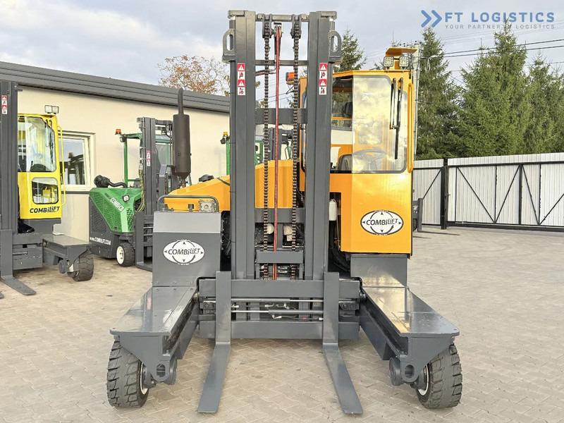 Combilift Combilift FOUR-WAY – MULTI-DIRECTIONAL FORKLIFT / COMBILIFT C4000 / DIESEL / DUPLEX 4100MM / FORK POSITIONER / FULL HEATED CABIN - Чотириходовий річ-трак: фото 5 Combilift Combilift FOUR-WAY – MULTI-DIRECTIONAL FORKLIFT / COMBILIFT C4000 / DIESEL / DUPLEX 4100MM / FORK POSITIONER / FULL HEATED CABIN - Чотириходовий річ-трак: фото 5