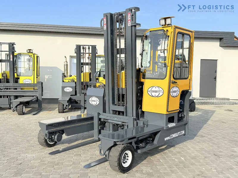Combilift Combilift FOUR-WAY MULTIDIRECTIONAL FORKLIFT C4000 / GAS / DUPLEX 4500MM / ONLY 6604 HOURS / SIDE SHIFT / FULL CABIN / PERFECT C - Чотириходовий річ-трак: фото 1 Combilift Combilift FOUR-WAY MULTIDIRECTIONAL FORKLIFT C4000 / GAS / DUPLEX 4500MM / ONLY 6604 HOURS / SIDE SHIFT / FULL CABIN / PERFECT C - Чотириходовий річ-трак: фото 1