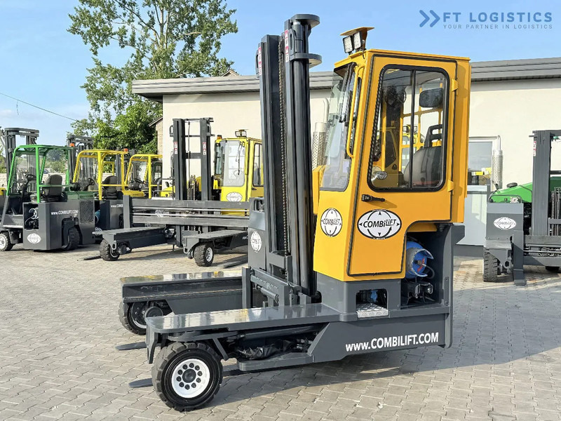 Combilift Combilift FOUR-WAY MULTIDIRECTIONAL FORKLIFT C4000 / GAS / DUPLEX 4500MM / ONLY 6604 HOURS / SIDE SHIFT / FULL CABIN / PERFECT C - Чотириходовий річ-трак: фото 3 Combilift Combilift FOUR-WAY MULTIDIRECTIONAL FORKLIFT C4000 / GAS / DUPLEX 4500MM / ONLY 6604 HOURS / SIDE SHIFT / FULL CABIN / PERFECT C - Чотириходовий річ-трак: фото 3