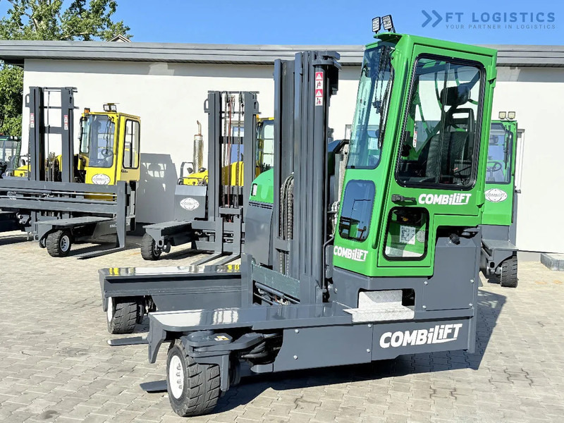Combilift Combilift FOUR-WAY MULTIDIRECTIONAL FORKLIFT C4500 / DIESEL / TRIPLEX 4900MM / ONLY 4854 HOURS / FORK POSITIONER / FULL CABIN – - Чотириходовий річ-трак: фото 3 Combilift Combilift FOUR-WAY MULTIDIRECTIONAL FORKLIFT C4500 / DIESEL / TRIPLEX 4900MM / ONLY 4854 HOURS / FORK POSITIONER / FULL CABIN – - Чотириходовий річ-трак: фото 3