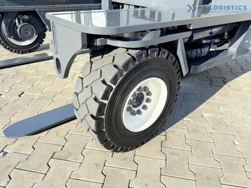 Combilift Combilift FOUR-WAY MULTIDIRECTIONAL FORKLIFT C5000XL / GAS / DUPLEX 6000MM / ONLY 3479 HOURS / SIDE SHIFT / FULL CABIN / PERFECT - Чотириходовий річ-трак: фото 3 Combilift Combilift FOUR-WAY MULTIDIRECTIONAL FORKLIFT C5000XL / GAS / DUPLEX 6000MM / ONLY 3479 HOURS / SIDE SHIFT / FULL CABIN / PERFECT - Чотириходовий річ-трак: фото 3