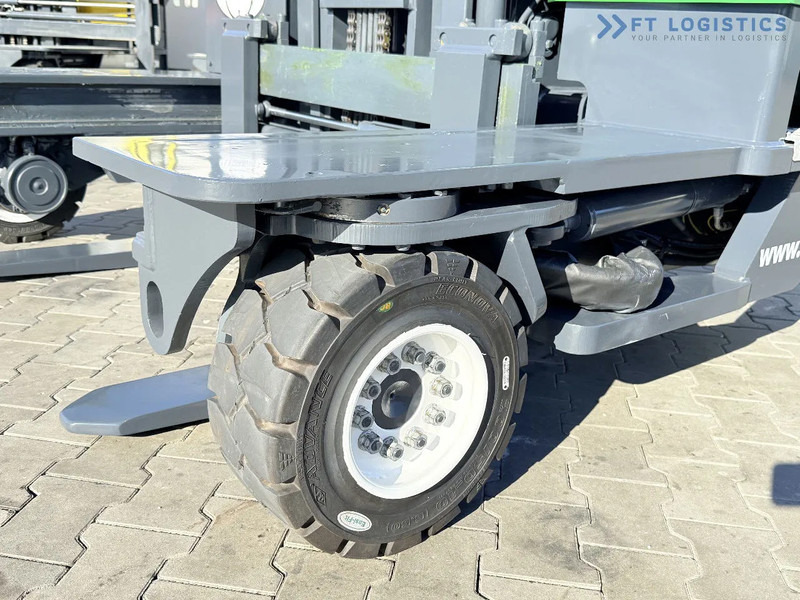 Combilift Combilift Four-Way Multi-Directional Forklift C3500 / Diesel / Duplex 4100 mm / Only 1532 Operating Hours / Fork Positioner / Fu - Чотириходовий річ-трак: фото 4 Combilift Combilift Four-Way Multi-Directional Forklift C3500 / Diesel / Duplex 4100 mm / Only 1532 Operating Hours / Fork Positioner / Fu - Чотириходовий річ-трак: фото 4