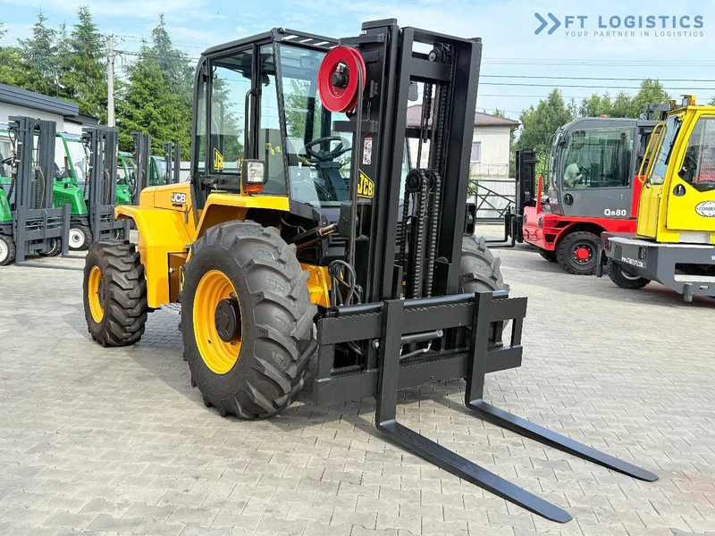 JCB 940 / DIESEL / TRIPLEX 4500MM / FORK POSITIONER / SIDE SHIFT / 4T / NEW TYRES / LIKE NEW 940 / DIESEL / TRIPLEX 4500MM / FORK PO - Навантажувач підвищеної прохідності: фото 5 JCB 940 / DIESEL / TRIPLEX 4500MM / FORK POSITIONER / SIDE SHIFT / 4T / NEW TYRES / LIKE NEW 940 / DIESEL / TRIPLEX 4500MM / FORK PO - Навантажувач підвищеної прохідності: фото 5