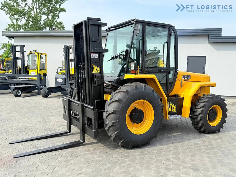 JCB 940 / DIESEL / TRIPLEX 4500MM / FORK POSITIONER / SIDE SHIFT / 4T / NEW TYRES / LIKE NEW 940 / DIESEL / TRIPLEX 4500MM / FORK PO - Навантажувач підвищеної прохідності: фото 2 JCB 940 / DIESEL / TRIPLEX 4500MM / FORK POSITIONER / SIDE SHIFT / 4T / NEW TYRES / LIKE NEW 940 / DIESEL / TRIPLEX 4500MM / FORK PO - Навантажувач підвищеної прохідності: фото 2