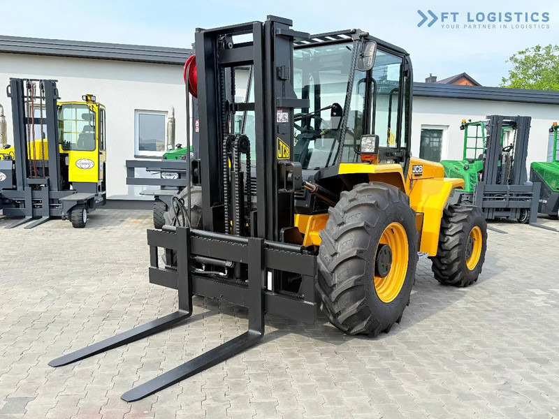 JCB 940 / DIESEL / TRIPLEX 4500MM / FORK POSITIONER / SIDE SHIFT / 4T / NEW TYRES / LIKE NEW 940 / DIESEL / TRIPLEX 4500MM / FORK PO - Навантажувач підвищеної прохідності: фото 3 JCB 940 / DIESEL / TRIPLEX 4500MM / FORK POSITIONER / SIDE SHIFT / 4T / NEW TYRES / LIKE NEW 940 / DIESEL / TRIPLEX 4500MM / FORK PO - Навантажувач підвищеної прохідності: фото 3