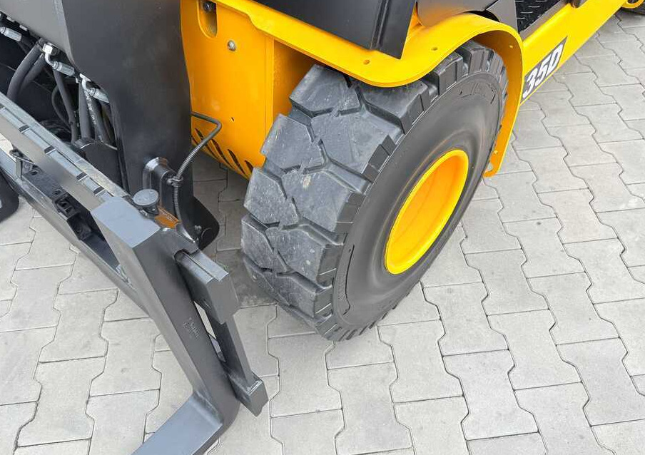 JCB TLT35D / DIESEL / CAB / NEW TYRES / 4450MM / TELESCOPIC – EXCELLENT CONDITION - Навантажувач телескопічний: фото 4 JCB TLT35D / DIESEL / CAB / NEW TYRES / 4450MM / TELESCOPIC – EXCELLENT CONDITION - Навантажувач телескопічний: фото 4