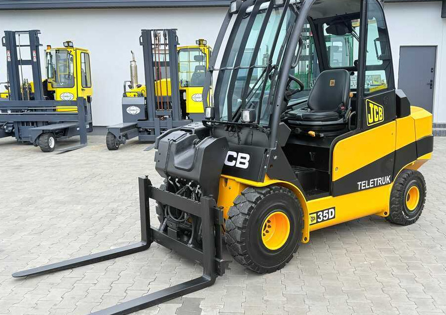 JCB TLT35D / DIESEL / CAB / NEW TYRES / 4450MM / TELESCOPIC – EXCELLENT CONDITION - Навантажувач телескопічний: фото 2 JCB TLT35D / DIESEL / CAB / NEW TYRES / 4450MM / TELESCOPIC – EXCELLENT CONDITION - Навантажувач телескопічний: фото 2
