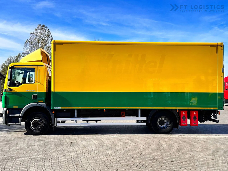 MAN TGM 15.250 MAN TGM 15.250 4X2 / CONTAINER - 16 PALLETS / TAIL LIFT / TIRES 80% / PERFECT CONDITION - Вантажівка з закритим кузовом: фото 3 MAN TGM 15.250 MAN TGM 15.250 4X2 / CONTAINER - 16 PALLETS / TAIL LIFT / TIRES 80% / PERFECT CONDITION - Вантажівка з закритим кузовом: фото 3