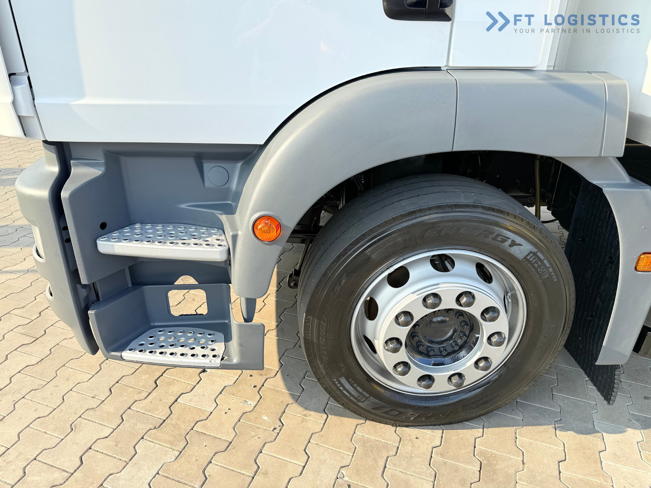 MAN TGM 18.290 / THERMOKING T-1200R / BI-TEMPERATURE / 19 PALLETS / 90% TYRES / EXCELLENT CONDITION / DHOLLANDIA TAIL LIFT / SIDE DOOR / PAYLOAD 8,220 KG - Рефрижератор вантажівка: фото 5 MAN TGM 18.290 / THERMOKING T-1200R / BI-TEMPERATURE / 19 PALLETS / 90% TYRES / EXCELLENT CONDITION / DHOLLANDIA TAIL LIFT / SIDE DOOR / PAYLOAD 8,220 KG - Рефрижератор вантажівка: фото 5