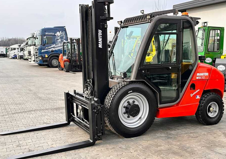 Manitou MSI30 / DIESEL / DUPLEX / 3400MM / CABIN / FORK POSITIONER / SIDE SHIFT / LIKE NEW - Навантажувач підвищеної прохідності: фото 1 Manitou MSI30 / DIESEL / DUPLEX / 3400MM / CABIN / FORK POSITIONER / SIDE SHIFT / LIKE NEW - Навантажувач підвищеної прохідності: фото 1