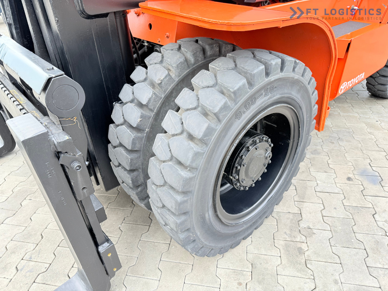 TOYOTA 60-5FD80 / DIESEL / DUPLEX - 4500MM / NEW TYRES / HEATED CABIN / 8 TON / UDT / EXCELLENT CONDITION - Дизельний навантажувач: фото 4 TOYOTA 60-5FD80 / DIESEL / DUPLEX - 4500MM / NEW TYRES / HEATED CABIN / 8 TON / UDT / EXCELLENT CONDITION - Дизельний навантажувач: фото 4