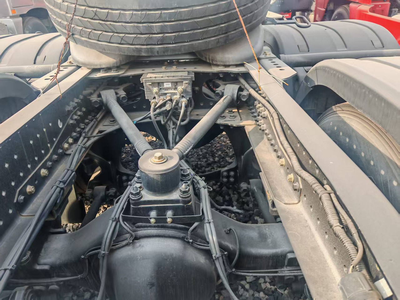 Auman 6×4 - Шасі причіп: фото 4 Auman 6×4 - Шасі причіп: фото 4