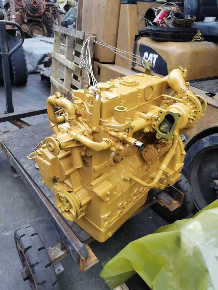 Новий Двигун в категорії Міні-навантажувачі CATERPILLAR 3024C: фото 6 Новий Двигун в категорії Міні-навантажувачі CATERPILLAR 3024C: фото 6