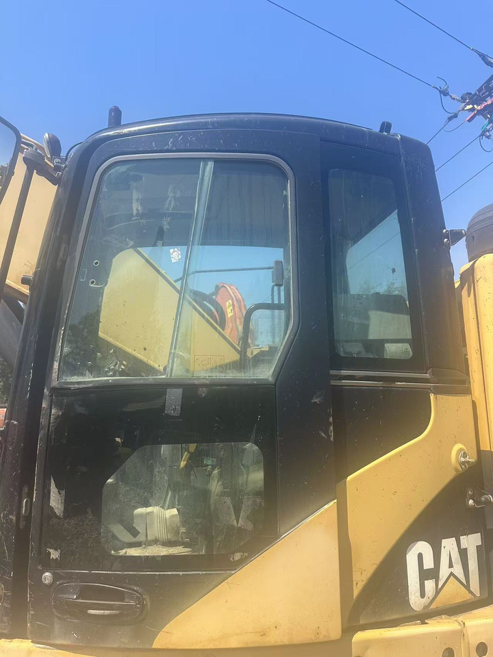 CATERPILLAR 314C - Кабіна в категорії Екскаватори: фото 4 CATERPILLAR 314C - Кабіна в категорії Екскаватори: фото 4