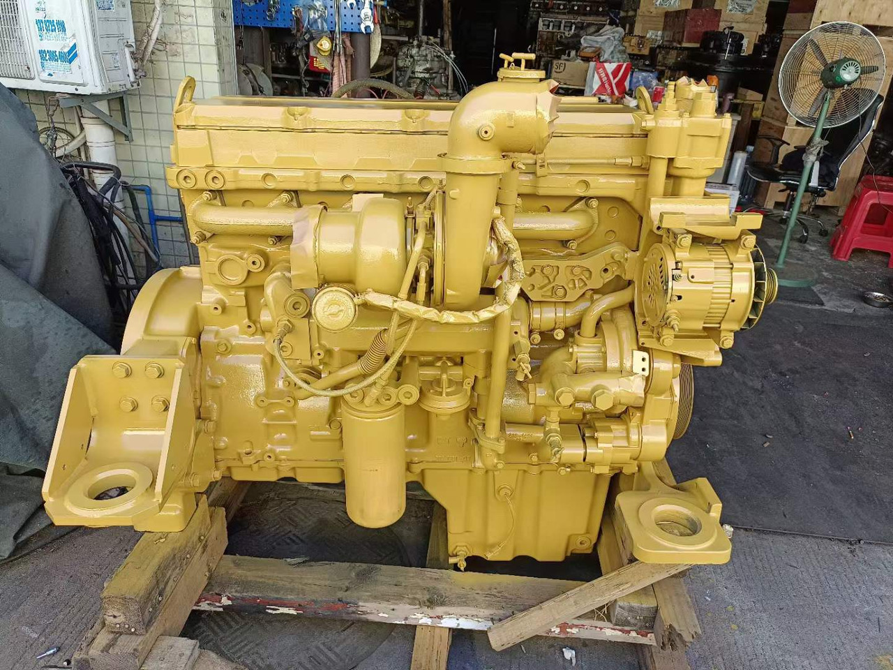 CATERPILLAR C13 - Двигун в категорії Екскаватори: фото 2 CATERPILLAR C13 - Двигун в категорії Екскаватори: фото 2